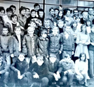 Desanka Maksimović, Duško Trifunović, Mira Alečković i Sead Fetahagić u posjeti školi u Šerićima \"Fadil Jahić - Španac\", 05.10.1972. godine